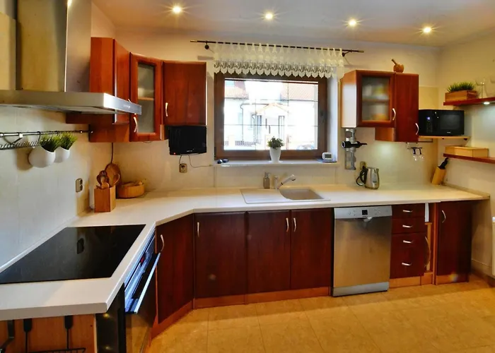 Tatil Evi Large, Comfortable With A Terrace *