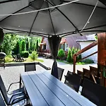 Large, Comfortable With A Terrace Дом отдыха *